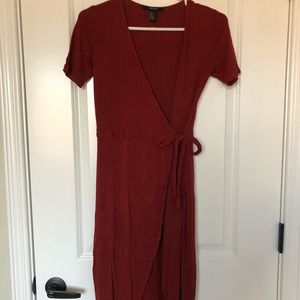 Forever21 Maroon Maxi Dress with Slit size Small
